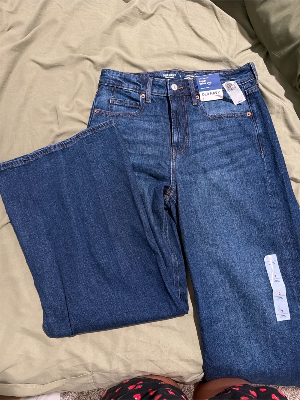 Old Navy Women’s Dark Blue Wide Leg Jeans